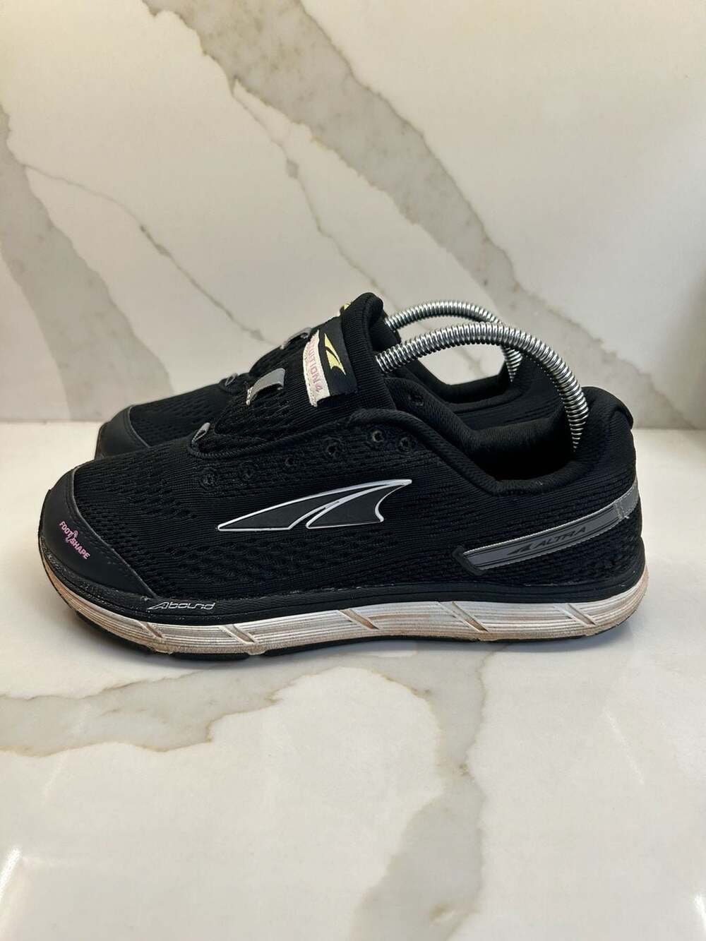 Altra Intuition 4 Running Shoes Black Zero Drop (Size: 9)